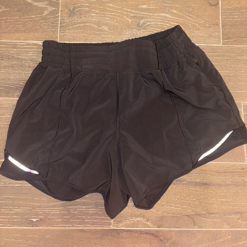 Lulu Lemon hotty hot shorts
